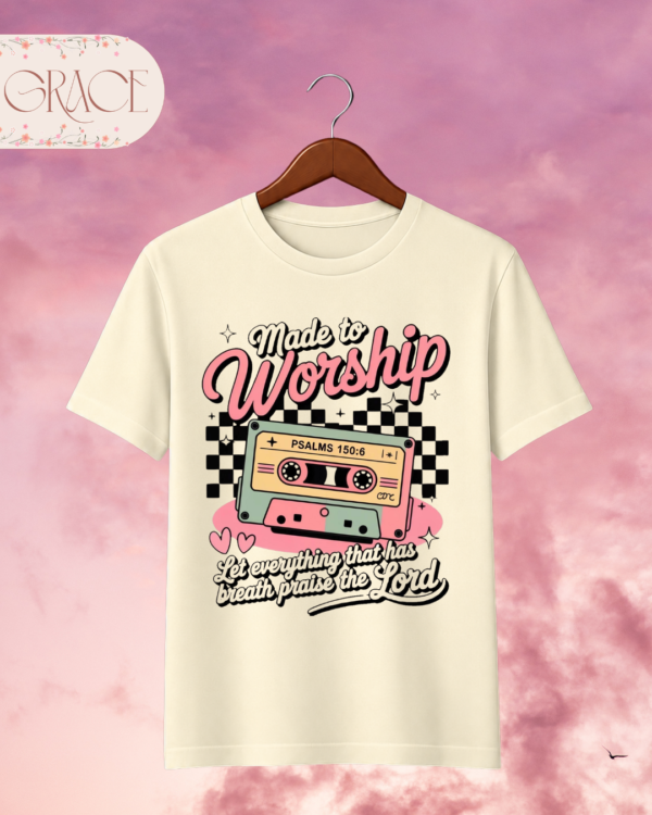 Camiseta Premium «Made to Worship» – Diseño Retro Salmo 150:6