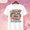 Camiseta Premium «Made to Worship» – Diseño Retro Salmo 150:6