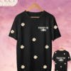 Camiseta Premium «TRUST IN GOD» – Diseño Frontal y Trasero con Margaritas