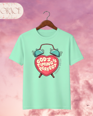Camiseta Premium «God's Timing is Perfect» – Isaías 60:22