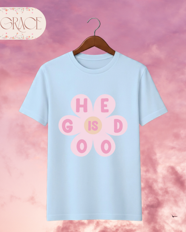 Camiseta Infantil "He Is Good Daisy" – Colección Kids (Niñas)