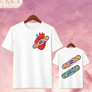 Camiseta "Jesus Heals" – Retro Smiley Bandage Heart Tee