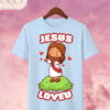 Camiseta Infantil "Jesus Loves U" Chibi – Colección Kids (Niñas)