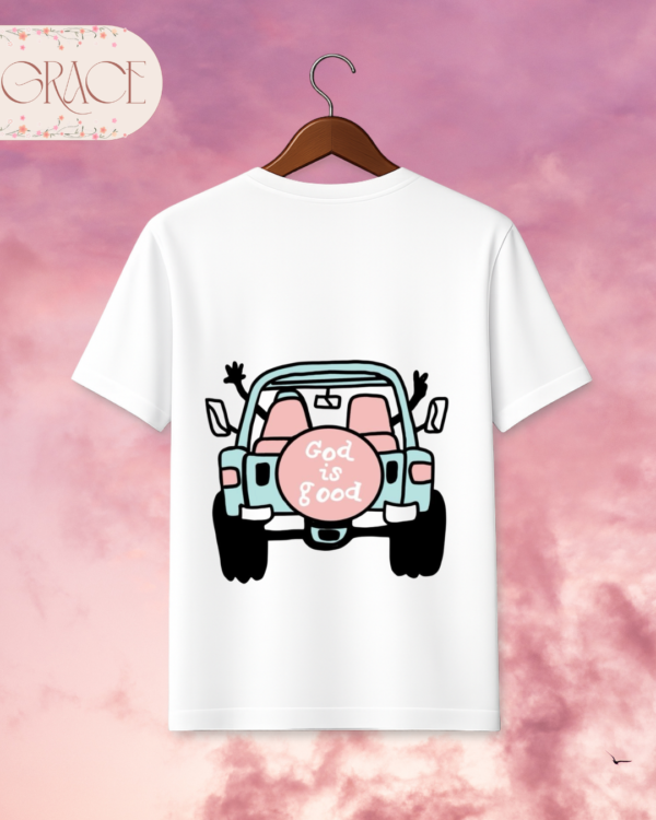 Camiseta "God is Good (Jeep Adventure)" – Retro Off-Road Christian Tee