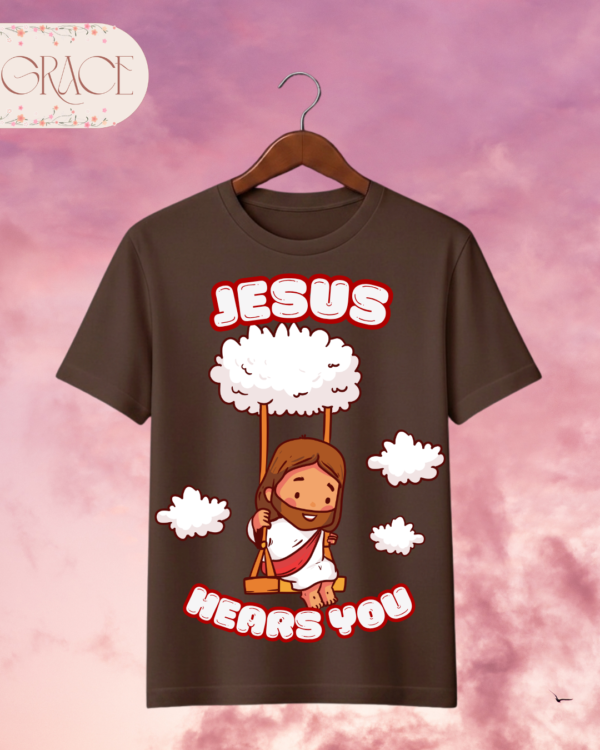 Camiseta Infantil "Jesus Hears You" Chibi – Colección Kids (Unisex)