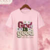 Camiseta "God is Good (Chenille Style)" – Retro Daisies Christian Tee