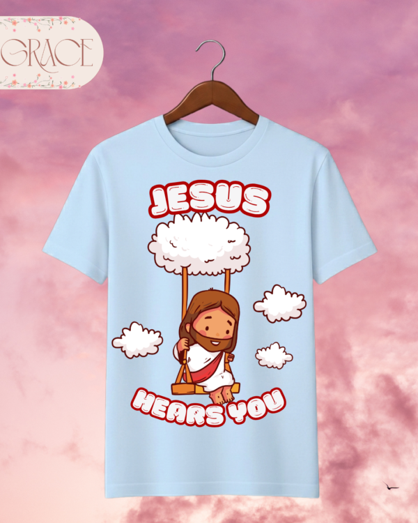 Camiseta Infantil "Jesus Hears You" Chibi – Colección Kids (Unisex)
