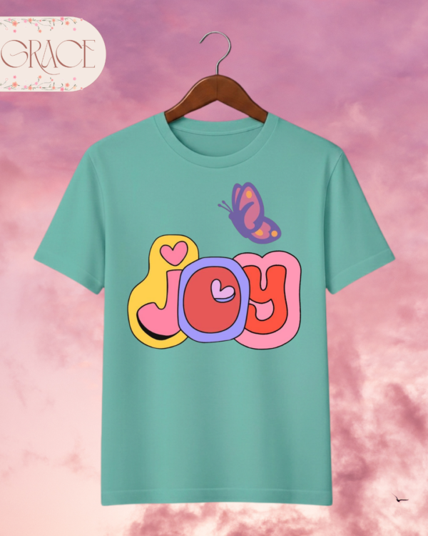 Camiseta de Mujer "Joy" con Mariposa Retro – Colección Damas