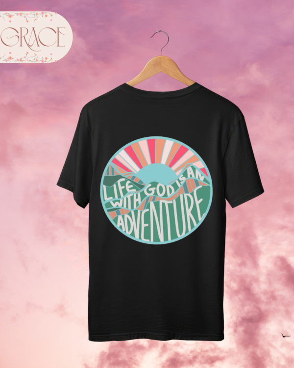 Camiseta Premium «Life with God is an Adventure» -- Edición Mint Green (Doble Estampado)