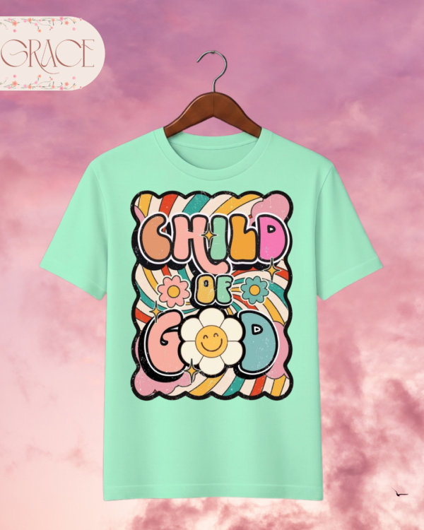 41 Camiseta Infantil "Child of God Retro Groovy" – Colección Kids (Niñas)