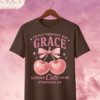 61 Camiseta de Mujer "I'm Not Perfect, But Grace Looks Cute on Me" (Doble Estampado) – Colección Damas