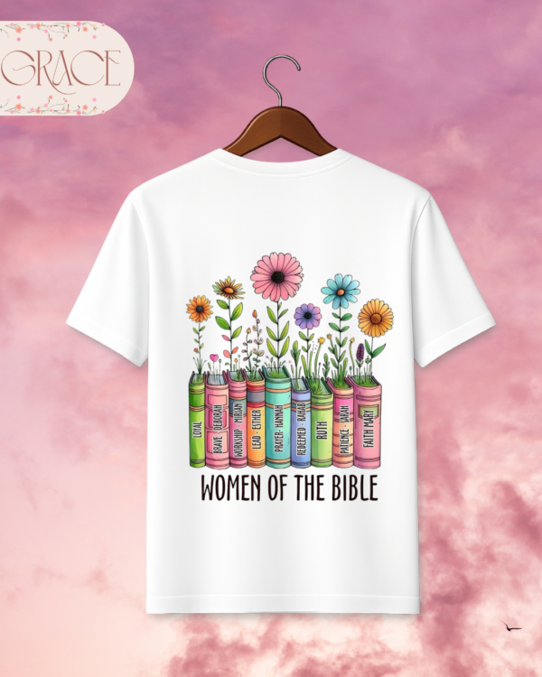 Camiseta Premium «Women of the Bible (Floral Books)» -- Edición Off White (Doble Estampado)