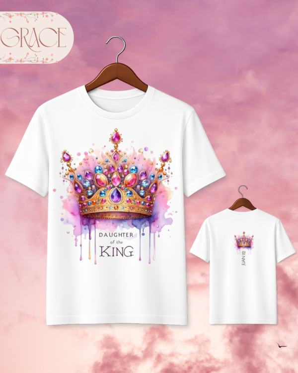 Camiseta Premium «Daughter of the King (Jeweled Crown)» -- Edición Off White (Doble Estampado)