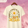 Camiseta de Mujer "There Is Power in the Name of Jesus" Retro (Doble Estampado) – Colección Damas