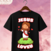 Camiseta Infantil "Jesus Loves U" Chibi – Colección Kids (Niñas)