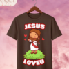 Camiseta Infantil "Jesus Loves U" Chibi – Colección Kids (Niñas)
