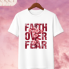Camiseta "Faith Over Fear" – Christian Rose and Thorns Cross Tee