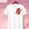 99 Camiseta "Jesus Heals" – Retro Smiley Bandage Heart Tee